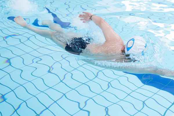 游泳的功效与作用 游泳的禁忌人群
