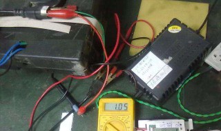 充电器一直绿灯怎么修 电动车充电器一直绿灯怎么修
