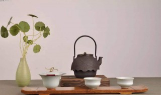 发朋友圈晒喝茶的短句（发朋友圈晒喝茶的图片）