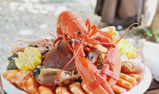 尿酸高不能吃什么海鲜（尿酸高不能吃什么海鲜食物）