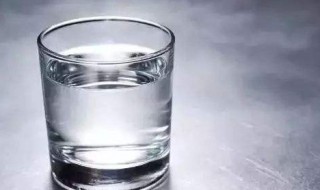 苏打水是碱性还是酸性（果味苏打水是碱性还是酸性）