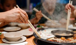 火锅怎么吃（火锅怎么吃热量低）