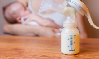 冰箱储存母乳的正确方法 母乳如何在冰箱中储存
