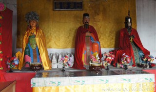 左右尊位发展文化常识（左右尊位的区分）