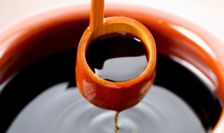 酱油如何清洗（酱油如何清洗掉）