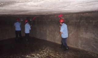如何清洗水池（如何清洗水池水垢）