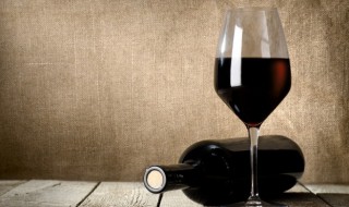 葡萄酒开了放几天就不能喝了 葡萄酒开了喝不完可以放多久?