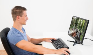 怎么用电脑截图（微信怎么用电脑截图）
