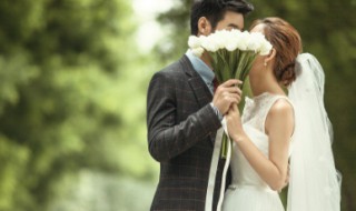 婚纱如何清洗（婚纱如何清洗保养）