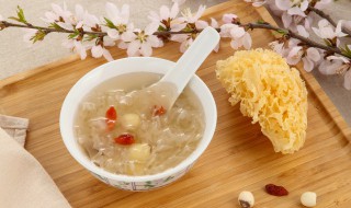 银耳汤放冰箱（银耳汤放冰箱第二天可以喝吗）