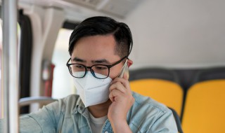 坐公交车不戴口罩可以吗 坐公交车不戴口罩可以吗视频