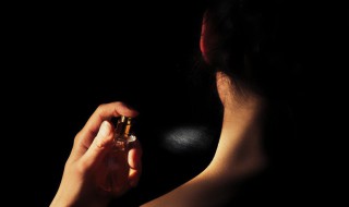 香水怎么使用比较好 香水怎么使用比较好男士