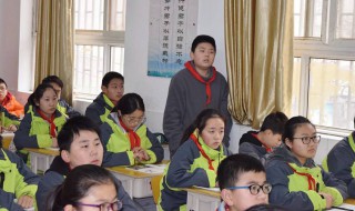 少年意气风发的诗句 李白描写少年意气风发的诗句
