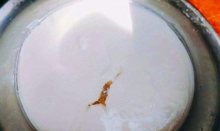 酸奶做出来很稀怎么回事 酸奶做得很稀还有办法吗