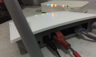 路由器正常亮几个灯（路由器正常亮几个灯图解）