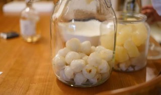 泡荔枝酒可以中途打开吗 荔枝酒中途能打开吗
