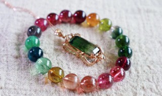 碧玺如何清洗（碧玺的保养和清洗方法）