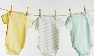 草渍如何清洗（草渍怎样去除）