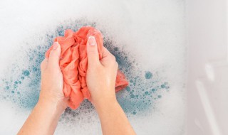 弄在衣服上的墨汁如何清洗