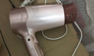 吹风机受潮了怎么处理 吹风机受潮容易漏电吗?