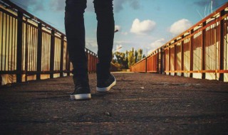 站在山顶的人生感悟 站在山顶的人生感悟经典