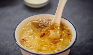 桃胶的功效与食用方法（桃胶的功效与食用方法禁忌）
