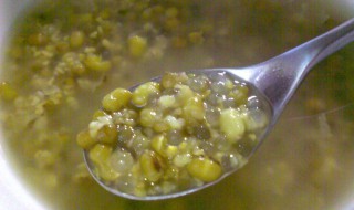 煮绿豆水的正确方法（夏天煮绿豆水的正确方法）