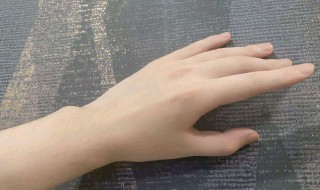 怎样让手指变得又细又长（怎样让手指变得又细又长有骨感）