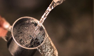 高粱酒的酿造方法（家庭高粱酒的酿造方法）