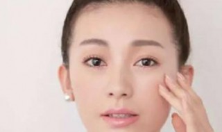 如何变白全身皮肤（男生如何变白全身皮肤）