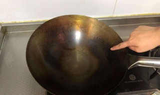 铁锅反复生锈怎么处理 铁锅反复生锈怎么处理永不生锈