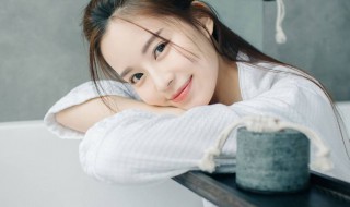 怎样追求自己喜欢的女生（怎样追求自己喜欢的女生聊天）