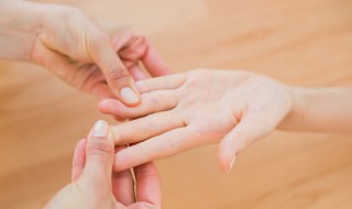婚姻线怎么看出一个人的婚姻 二婚线是哪条图片