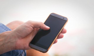 手机听筒怎么清理灰尘（手机听筒怎么清理灰尘华为）