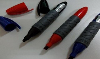 油性记号笔用什么能擦掉（白衣服油性记号笔用什么能擦掉）