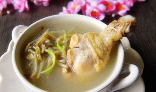 鱼腥草煲瘦肉的功效 青天葵鱼腥草煲瘦肉的功效