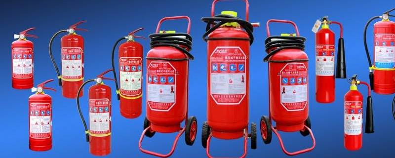 电气灭火使用什么灭火器（用什么灭火器灭电气火灾）