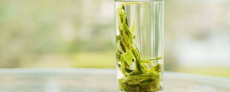 怎么去除茶杯里的茶垢（怎样去除茶杯里的茶垢）