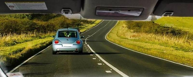 安全距离是多少米（行车安全距离是多少米）