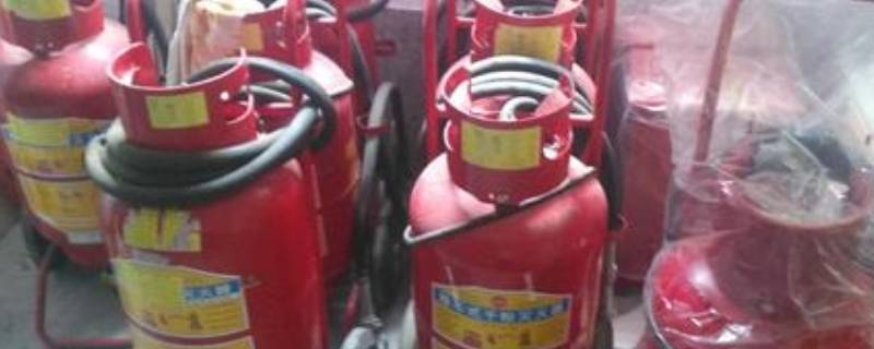 1211灭火器的灭火原理是（1211灭火器的灭火原理是:a窒息法b冷却法）