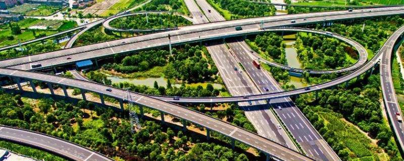 中国不限速高速公路在哪里 中国不限速高速公路在哪里建的