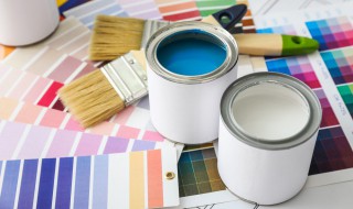 装涂料的桶怎样清洗干净（涂料桶怎么能清理干净）