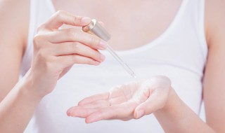 水和精华可以放冰箱吗 水和精华可以放冰箱吗多久