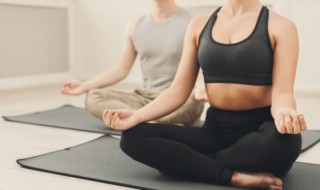 橡胶瑜伽垫怎么清洗 天然橡胶瑜伽垫怎么清洗