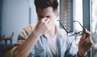眼镜脏了如何清洗 眼镜脏了如何清洗视频