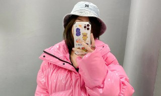 粉色羽绒服脏了如何清洗 粉色羽绒服脏了怎么洗干净
