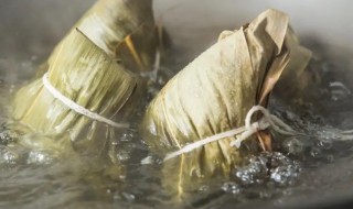 煮粽子叶凉水下锅还是开水（粽子叶凉水煮还是热水煮）